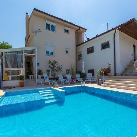 Apartments Susanne Novi Vinodolski Exterior foto