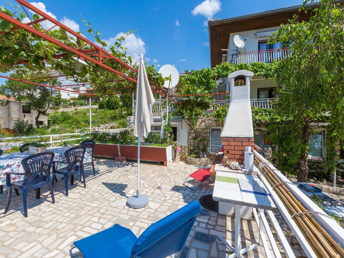 Apartments Susanne Novi Vinodolski Exterior foto