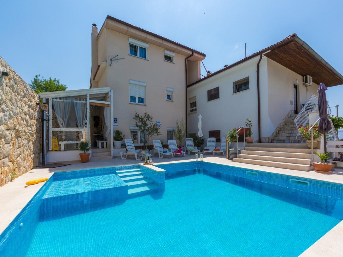 Apartments Susanne Novi Vinodolski Exterior foto