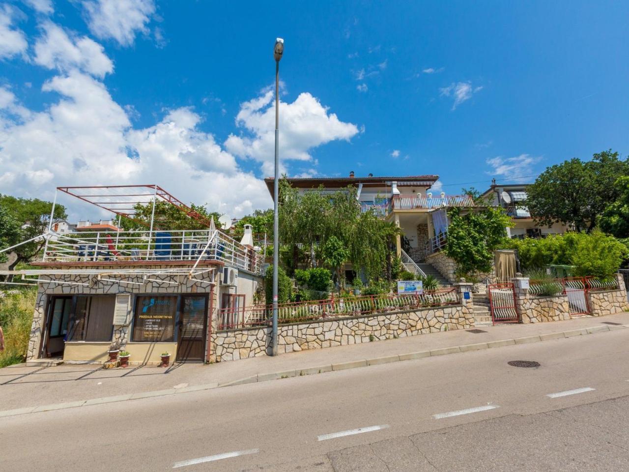 Apartments Susanne Novi Vinodolski Exterior foto
